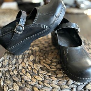 Dansko Mary Jane